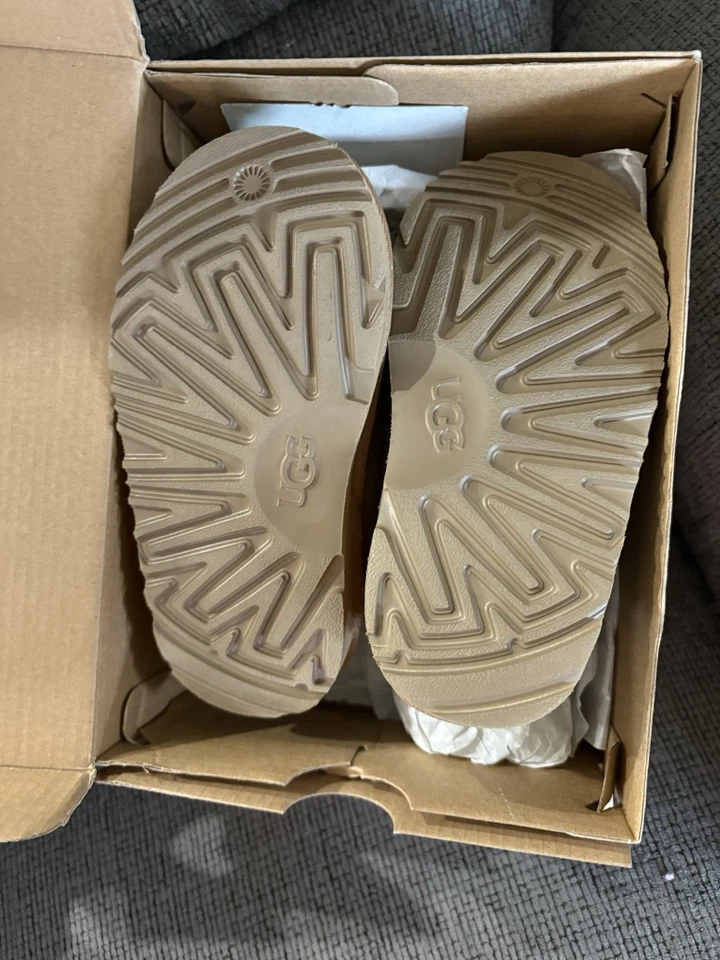 Zapatillas UGG para niños pequeños talla 10 EU 27,5 castaño Tasmania II forradas zapatos de casa AJ-404 Foto 4 de 4