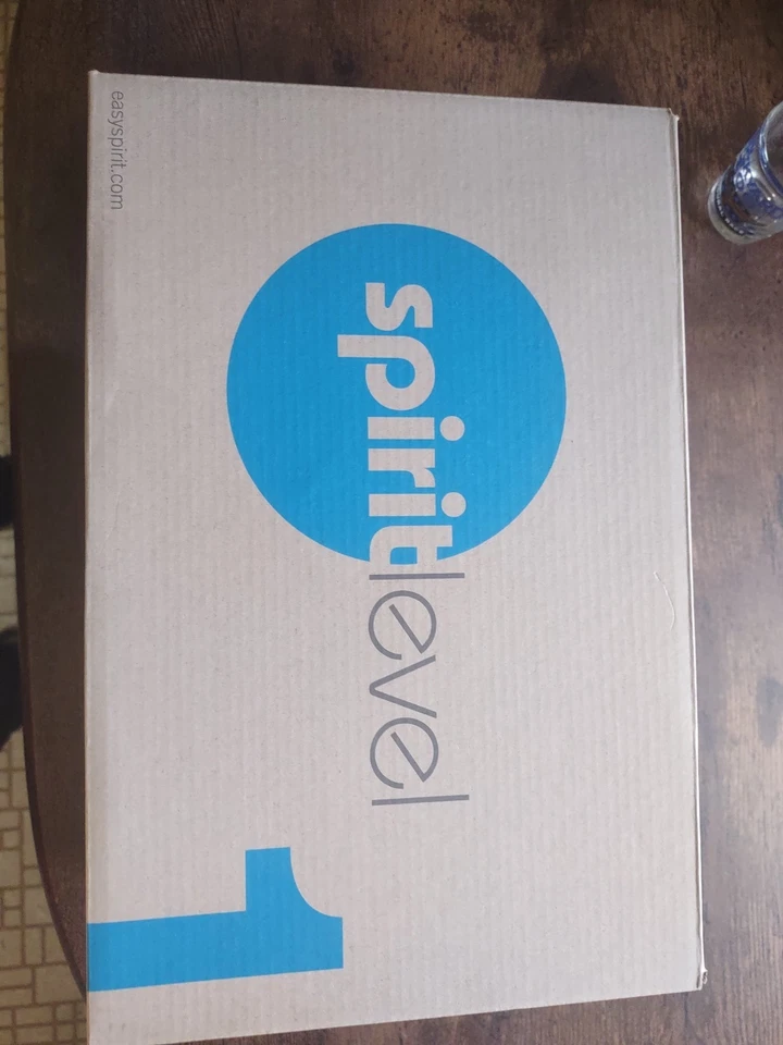 Easy Spirit Level 1 White Leather Walking Running Tennis Shoe Sneaker Sz 8 1/2 M - Image 3 of 4