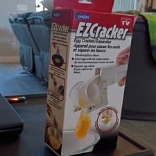 Emson EZCracker Egg Cracker Separator White Plastic Kitchen Gadget