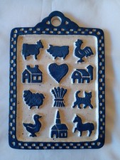 VTG Purple Cow Trivet Blue White Hearts Wall Hanging. Cottagecore Cabin. 1987 EC