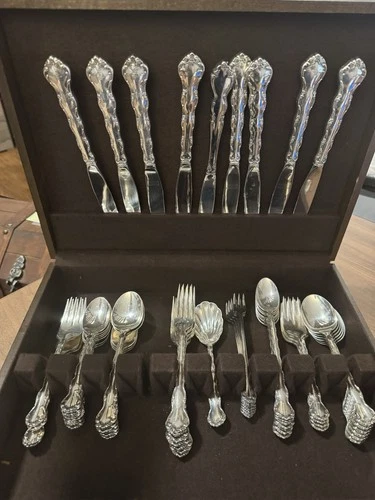 Tara by Reed and Barton Sterling Silver Flatware Set Service 59 Pieces
