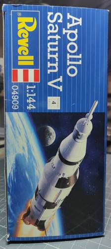 Revell Apollo 11 Saturn V Rocket 1:144 Model Kit 04909 NEW SEALED 3 ...