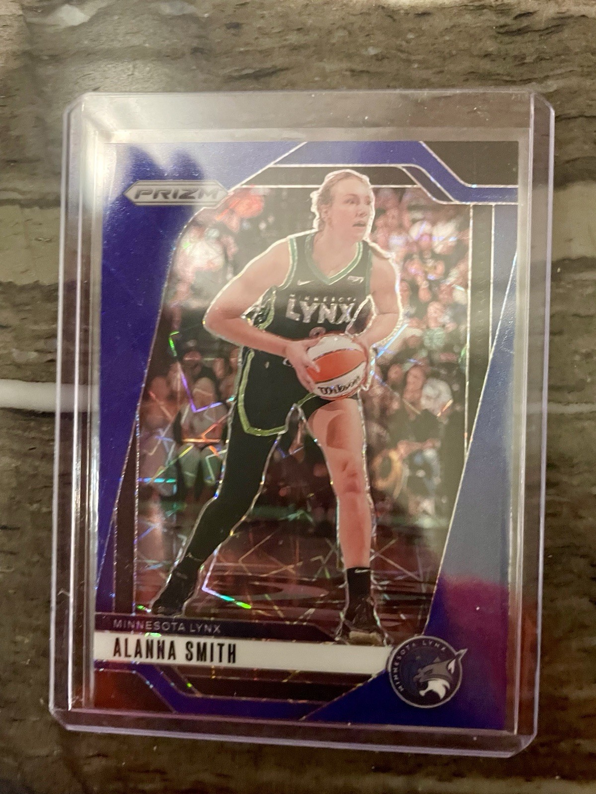 2024 Panini Prizm WNBA - Alanna Smith #111 Blue Velocity Prizm