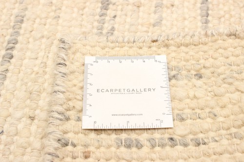 Hand Knotted Area Rug 2'0" x 1'10" Traditional Oriental Wool Carpet - Picture 9 of 9