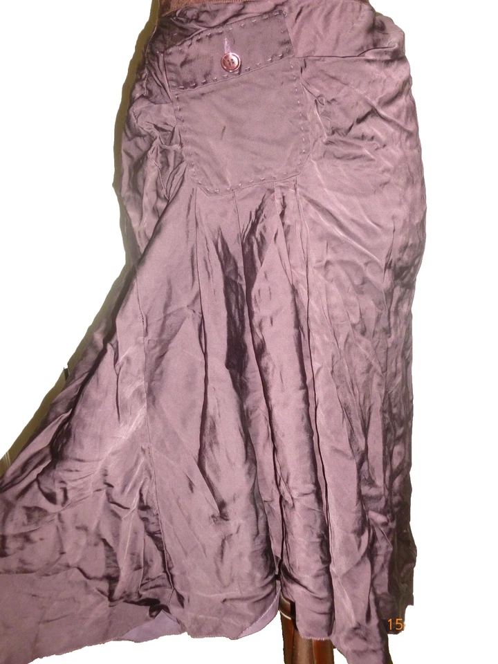 MOSCHINO Rayon Knit Flare Burgundy Pocket Skirt sz 8 - Image 4 of 4