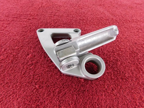 Left Side Rear Passenger Foot Peg Back OEM Footrest 93-04 ZX600E Ninja ZX6 ZX6E - Picture 4 of 10