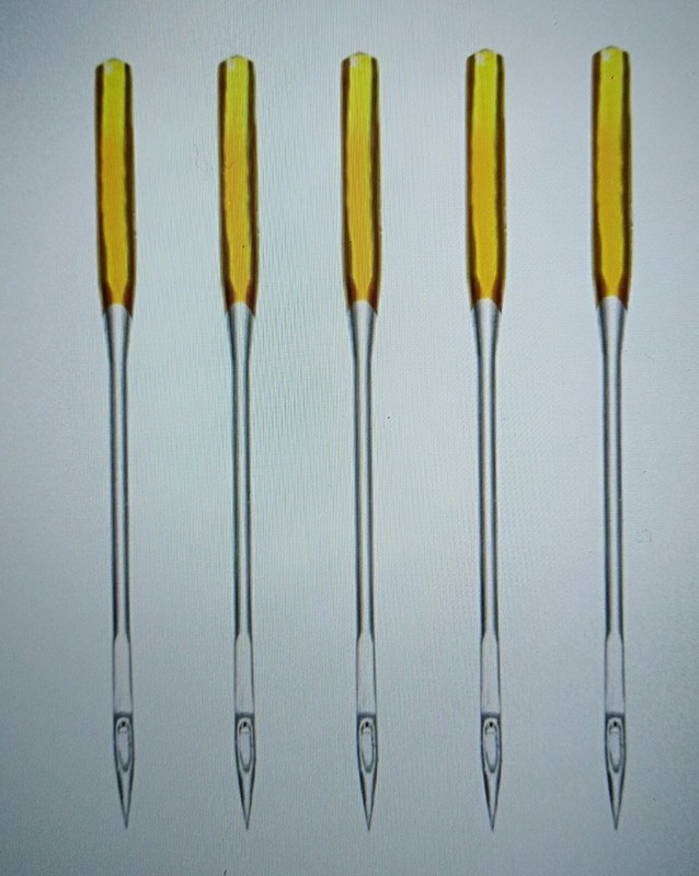 4 Pcs Singer Sewing Random Sizes Needles You will get two needles 