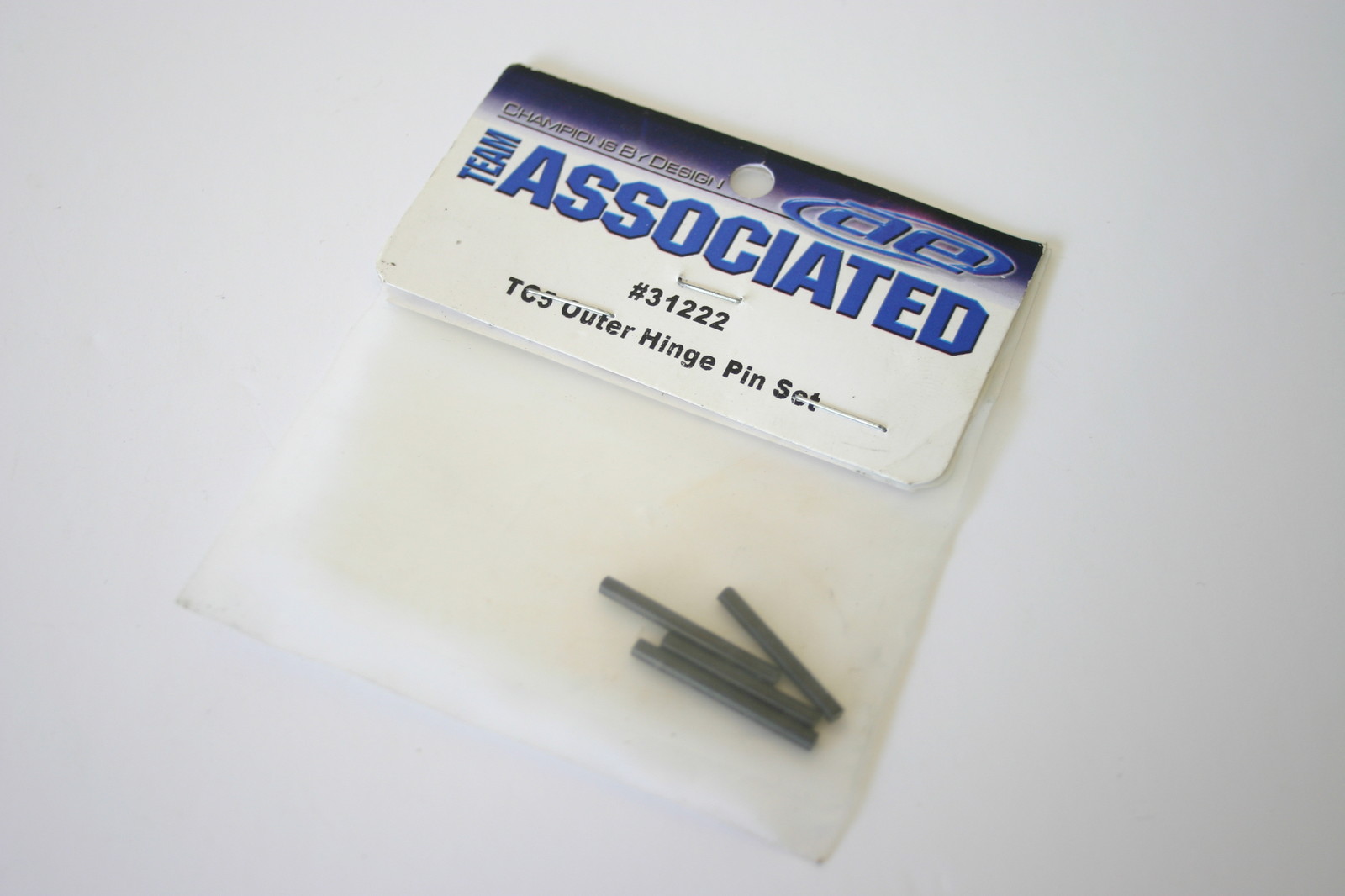 Team Associated Outer Hinge Pin Set TC5,TC6 AS31222 AE 31222