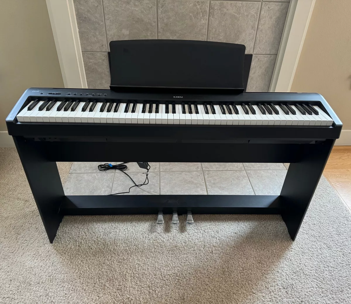 KAWAI ES110 Digital Piano barely used and in excellent condition