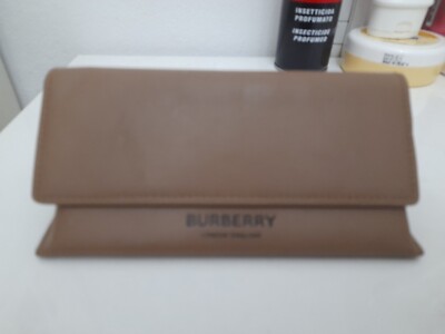 BURBERRY EYEGLASSES/SUNGLASSES CASE CAMEL BROWN MAGNETIC 