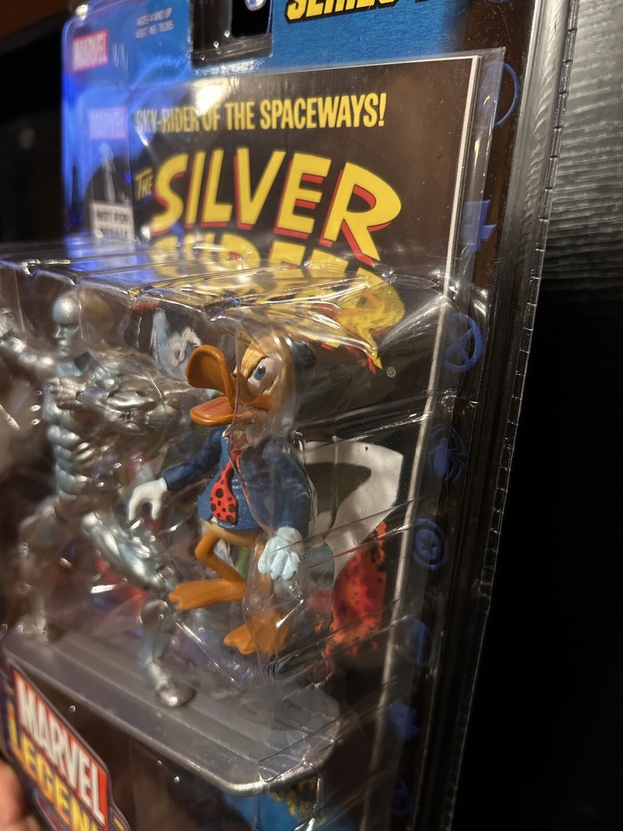 希少 トイビズ マーベルレジェンド シルバーサーファー&ハワード・ザ・ダック新品 Silver Surfer With Howard The Duck Action Figure With Comic