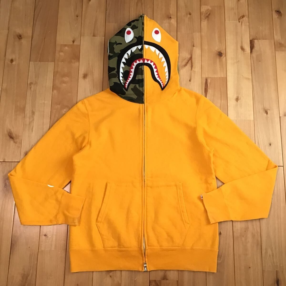 Bape A Bathing Ape Shark Orange Camo Hoodie Hooded Jacket Full Zipper Coat  (Orange, L) : : Clothing & Accessories