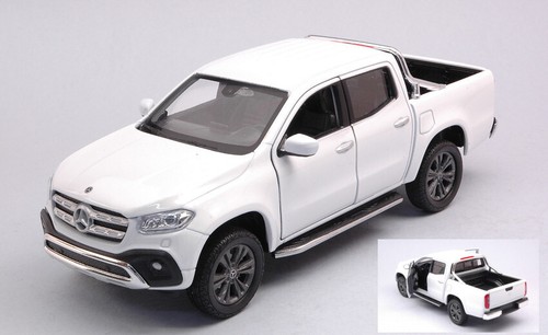 Modellino auto scala 1:27 MERCEDES X-CLASS diecast modellismo statico