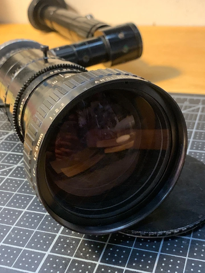 ¡Buen estado! Lente montura C Angenieux 12-120 mm f2,2 - Bolex, película de 16 mm Foto 2 de 4