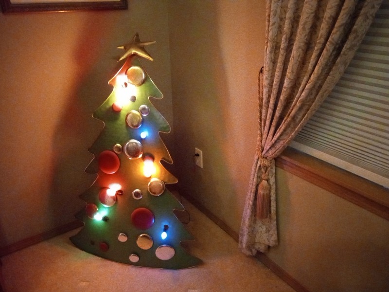 METAL GREEN 46". CHRISTMAS TREE STORE DISPLAY METAL FLOOR STAND LOCAL PICKUP