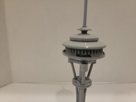 LEGO ARCHITECTURE Seattle Space Needle 21003