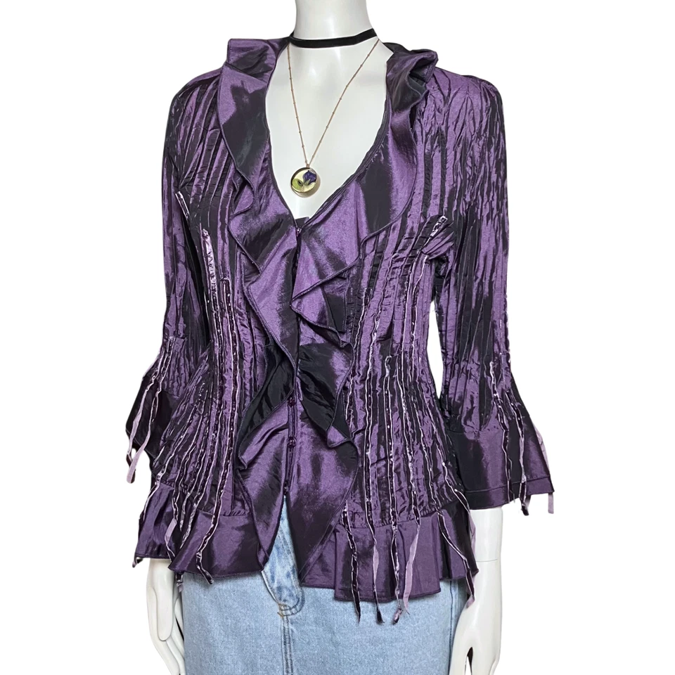 Blusa vintage años 90 Y2K Whimsigoth gótica púrpura abotonada. Pequeño. Fairy Vampy Foto 2 de 4
