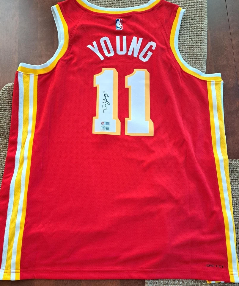 NBA & NFL AUTO JERSEY TRAE YOUNG/ PENNY HARDAWAY/ODEL/ LARGENT 4 JERSEYS - Image 2 of 4