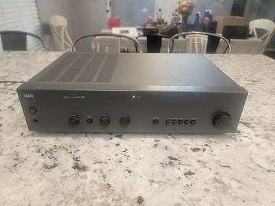 NAD 302 Stereo Integrated Amplifier  NAD ELECTRONICS LTD 120V 60Hz 160W 