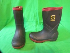 Noble Outfitters MUDS Insulated Waterproof Rubber Boots 66056 Womens Size 7.5