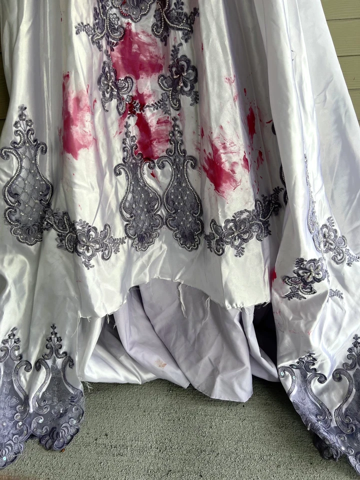 Vestido de novia gótico satinado perlas muertas cadáver novia manga larga pequeño Foto 4 de 4