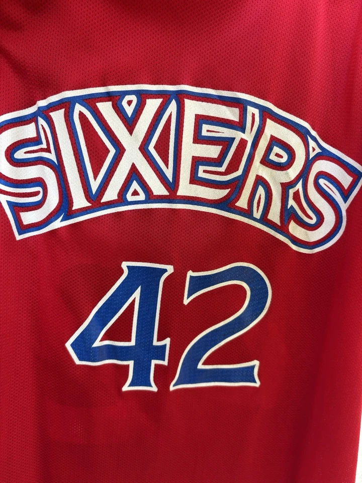 Camiseta deportiva vintage del campeón Jerry Stackhouse 42 para hombre 48 roja Philadelphia 76ers NBA Foto 3 de 4