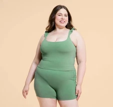 NEW Blogilates Popflex Ruffle Tank Green Size Medium NWOT