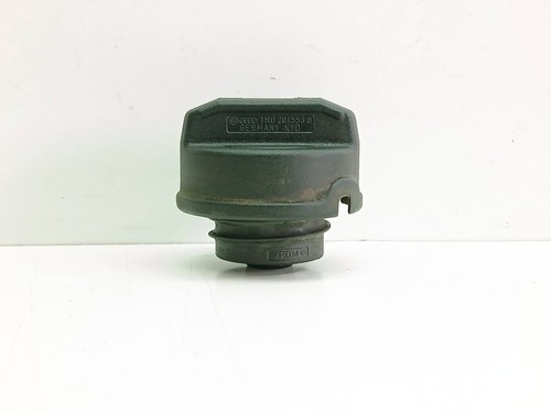 Volkswagen Golf IV 2001 Einfülldeckel für den Kraftstofftank Diesel UST125657