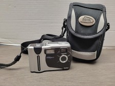 Vivitar ViviCam 20 DIGITAL CAMERA WITH CASE STRAP INCLUDED
