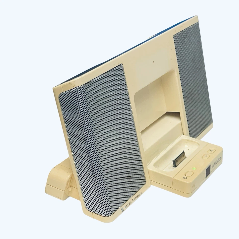 Sistema de base de audio portátil Altec Lansing inMotion im3 para iPod blanco Foto 3 de 4