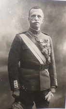 CARTOLINA D'EPOCA RE VITTORIO EMANUELE III - UNIFORME DI GALA