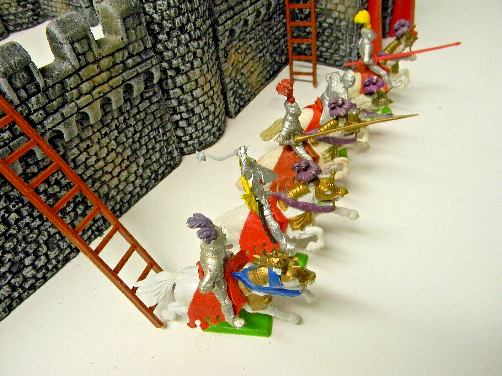 Picture 5 of 9