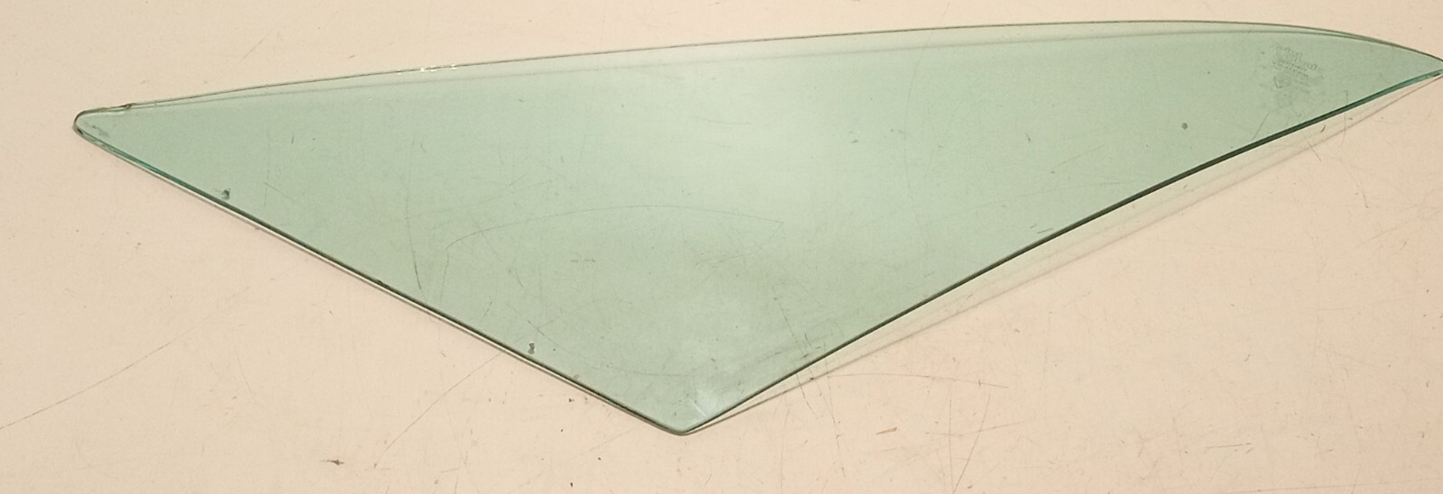 Ferrari 308 Left Hand Quarter Glass Vent Window_208_40023103_Saint Gobain_NEW_OE