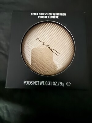 MAC Extra Dimension Skinfinish Double-Gleam / MAC Highlighter
