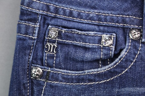 Pantalones de mezclilla para mujer Miss Me corte flor de lis embellecidos elásticos talla 31x34 - Imagen 3 de 12