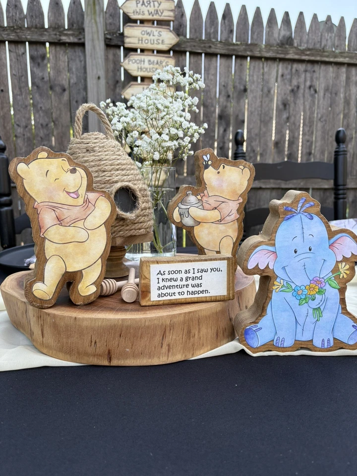 Centros de mesa de baby shower hechos a mano conjunto de 6 personajes de madera de Winnie the Pooh Foto 3 de 4