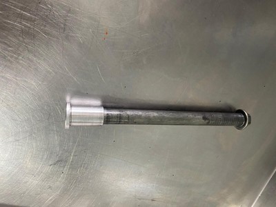 04 05 Kawasaki Ninja Zx10r Zx1000c Vorderrad Achse Bolzen 41068  