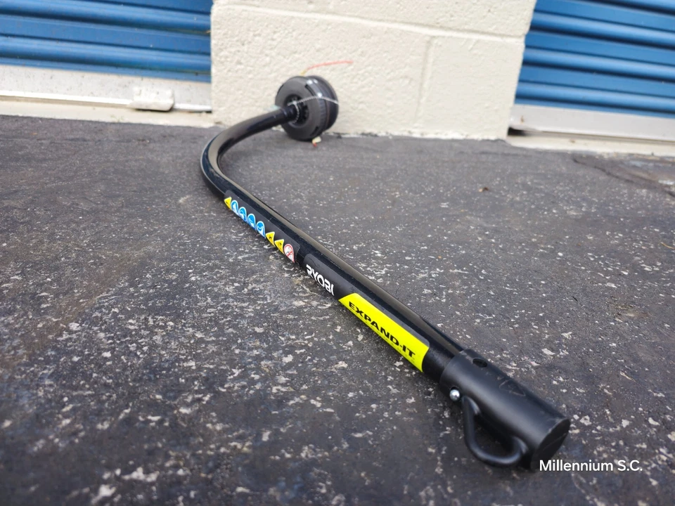 Recortadora de cuerdas RYOBI Expand-It eje curvo con cabezal de tope y cubierta - CAJA ABIERTA Foto 4 de 4