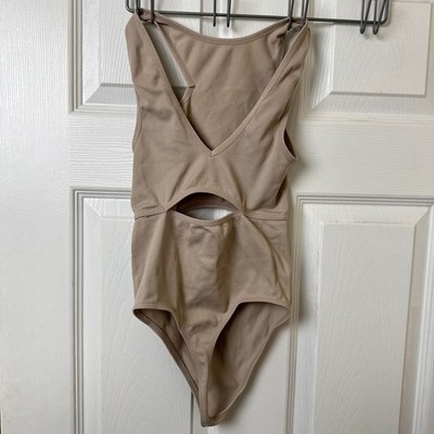 Colsie Ribbed Cutout Bodysuit Tan Beige Sleeveless V-Neck Racerback Size XS