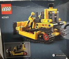 Image of LEGO TECHNIC: Heavy-Duty Bulldozer (42163)