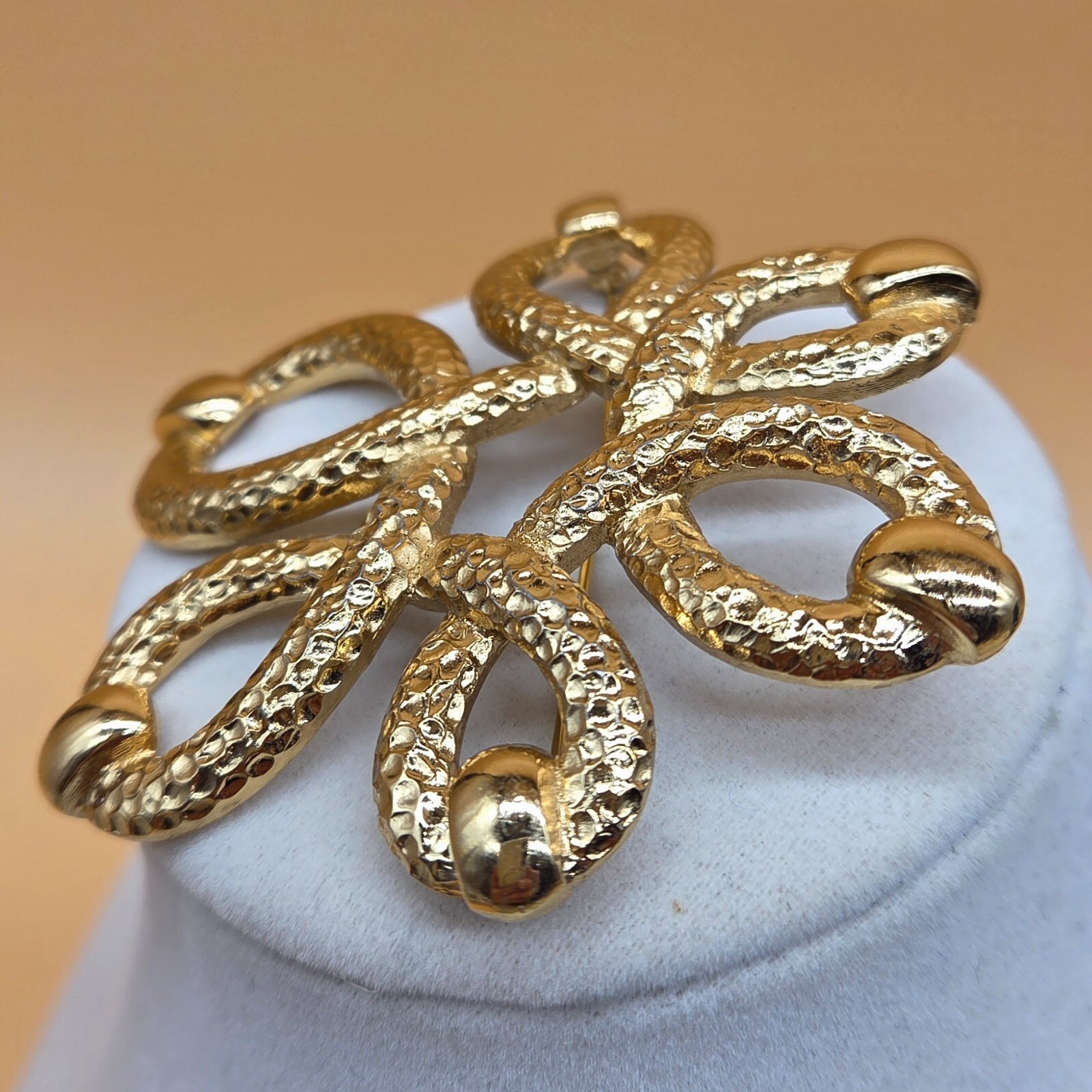 Monet Hammered Texture Runway Statement Large Gol… - image 8