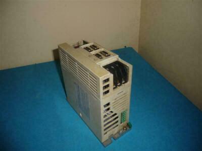 Mitsubishi MR-J2-40B-S80 MRJ240BS80 AC Servo Drive 400W w/o Faceplate