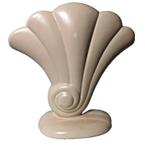 Red Wing Pink Shell USA 892 Vase Soft Colors  Fan Flower Planter  Pottery 7 5/8