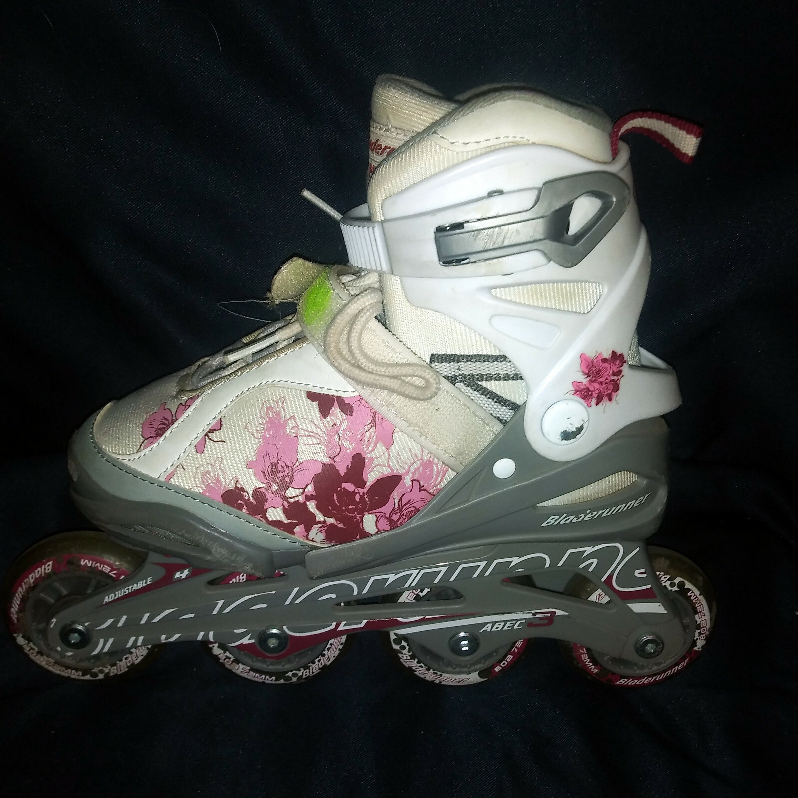 Rollerblades Adjustable US Size 14 Blade Runner ABEC3 White Pink