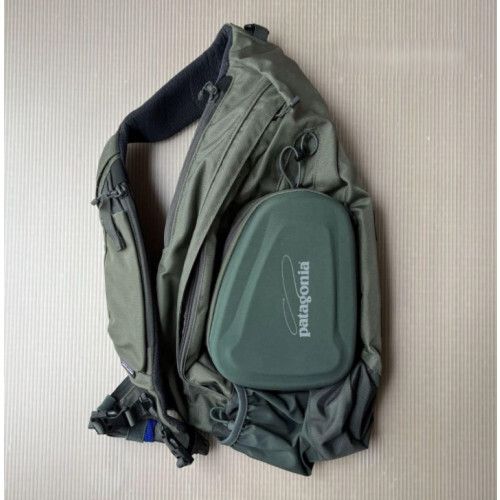 patagonia Stealth Atom Sling Military Green, unused limited From