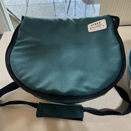 3 Piece Pyrex Portables Way To Go 4.5 Qt Bowl w turquoise Lid  Travel Bag