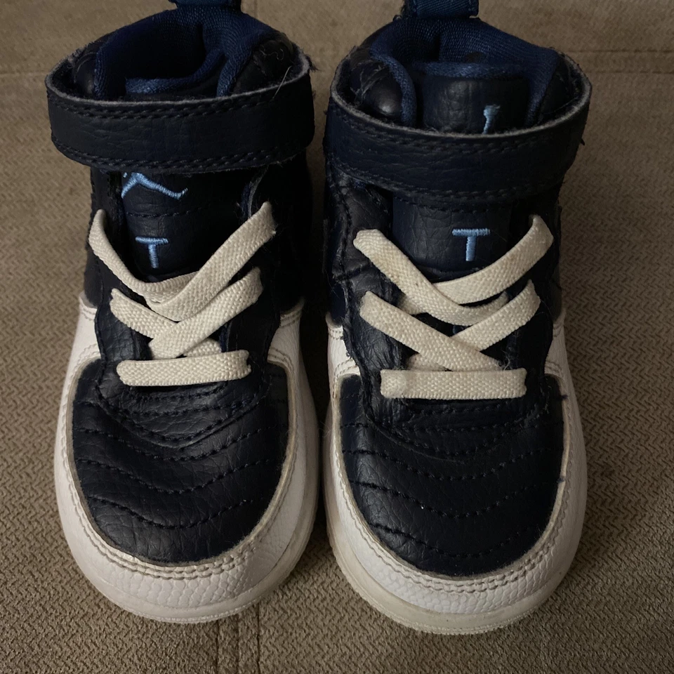 Nike Air Jordan Niños AJF 12 Tenis Azul Blanco 407279-401 Medio Top Gancho Lazo 5C Foto 2 de 4