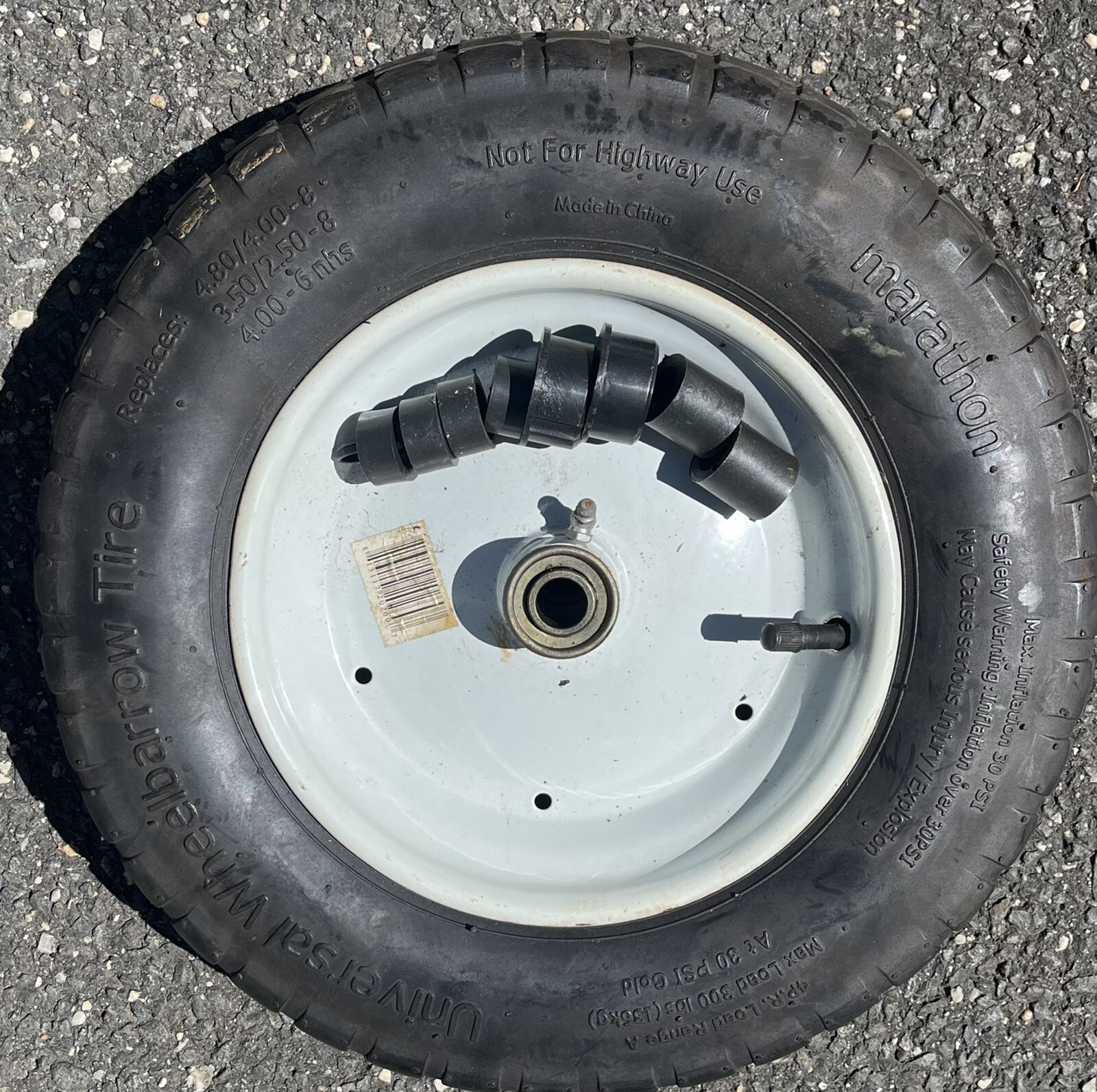 MARATHON AIR FILLED UNIVERSAL FIT WHEELBARROW TIRE W/SPACERSMODEL