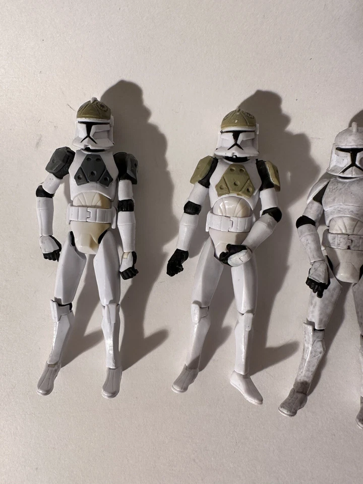 Figuras Star Wars Clone Wars: Clone Tank Gunners, C-3PO, Speeder Pilot - Imagem 2 de 4