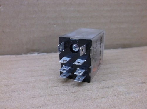1EHK6 Dayton Grainger DPDT 15A 8-Blade Relay - Picture 3 of 4